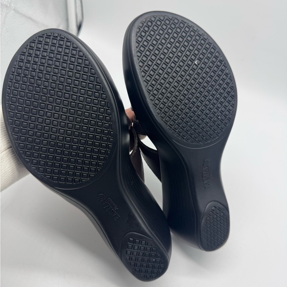 Eastland Women's Poppy Wedge Sandal Brown Size 7 - Picture 3 of 10